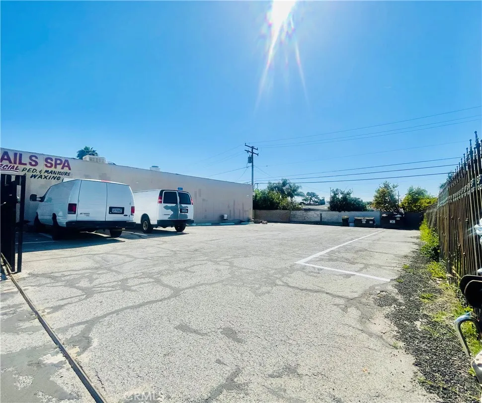 657 669 Glendora Avenue, La Puente, California 91744 — photo 5