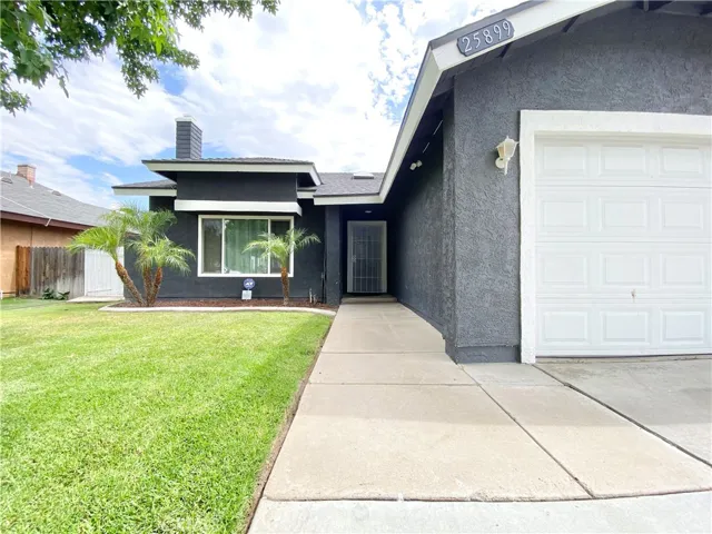 25899 Casa Fantastico Drive, Moreno Valley, California 92551