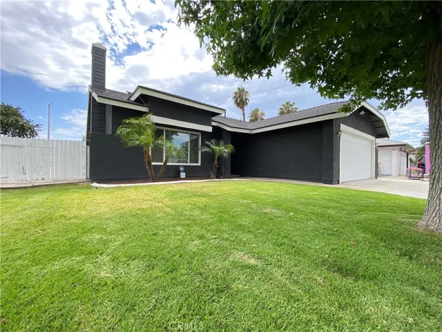 25899 Casa Fantastico Drive, Moreno Valley, California 92551