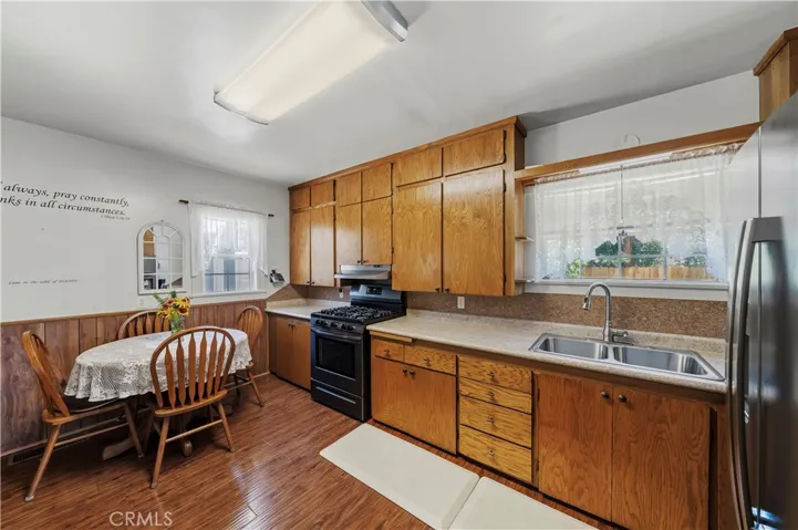 675 De Anza, San Jacinto, California 92583