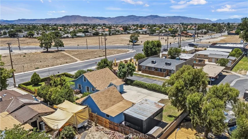 675 De Anza, San Jacinto, California 92583