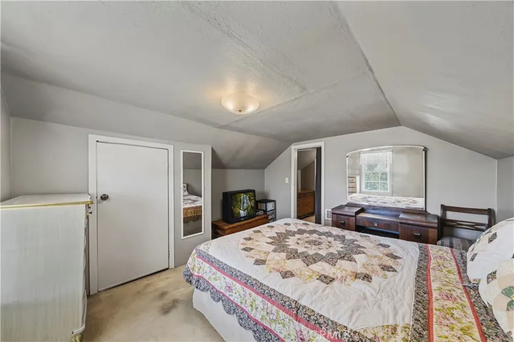 (Finished attic) Bedroom 3