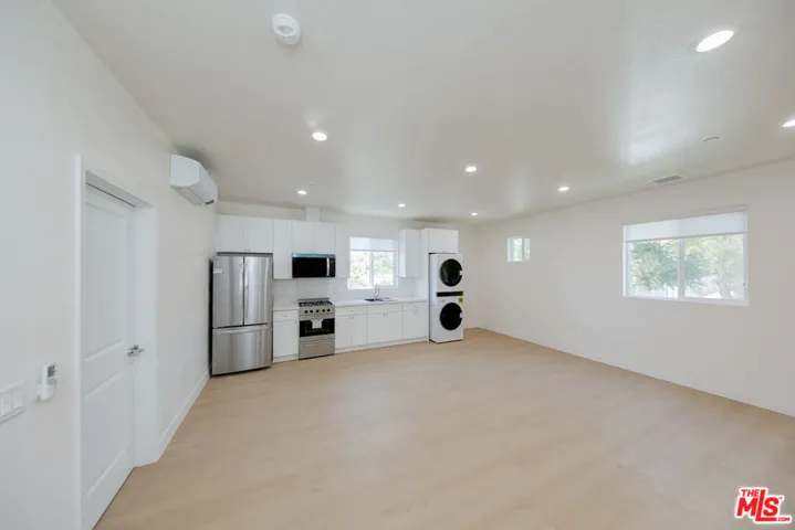 233 N Chicago Street, Los Angeles, California 90033