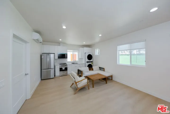 233 N Chicago Street, Los Angeles, California 90033