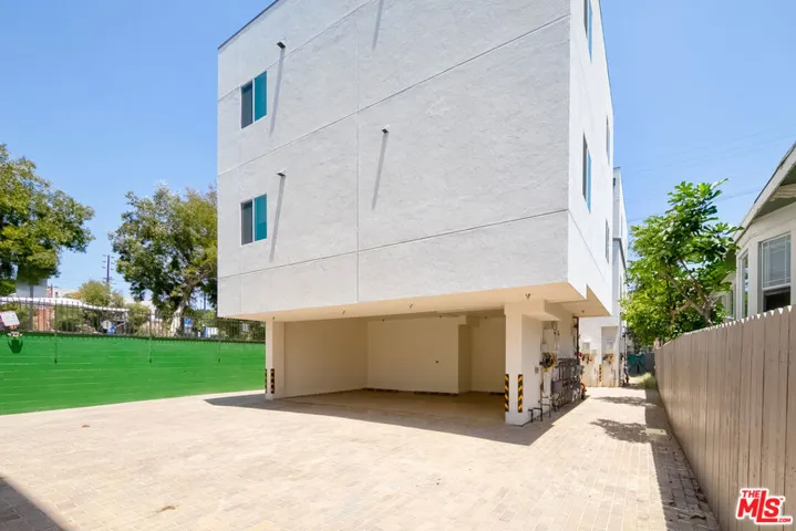 233 N Chicago Street, Los Angeles, California 90033