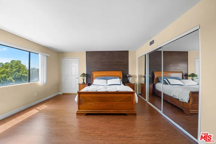 554 E San Jose Avenue 203, Burbank, California 91501