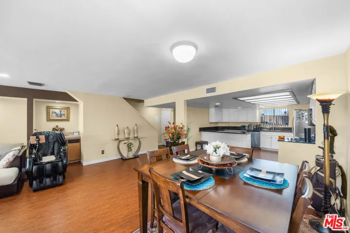 554 E San Jose Avenue 203, Burbank, California 91501