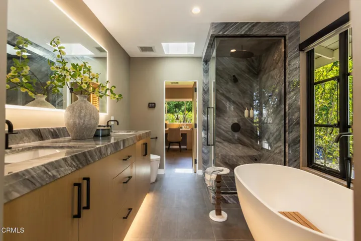 3446CaribethDr-85