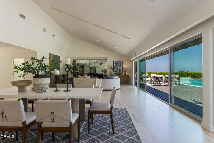 3446CaribethDr-34