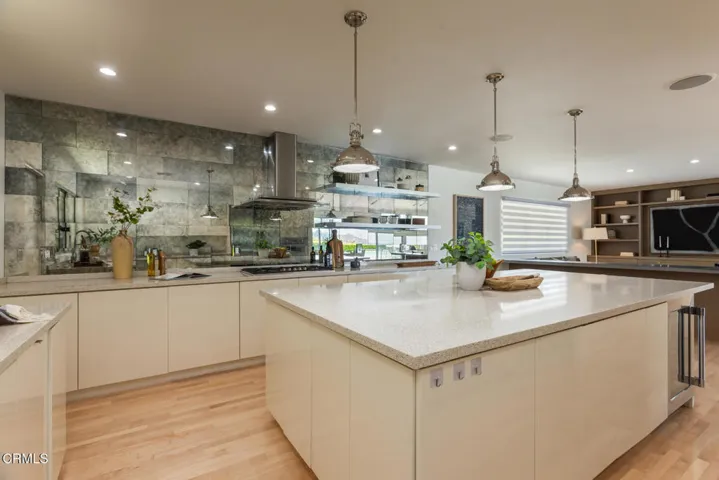 3446CaribethDr-56