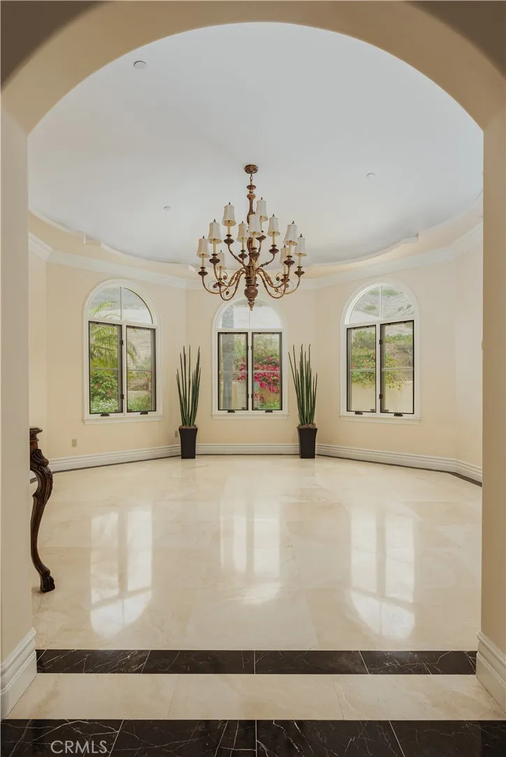 High ceiling in dining room.