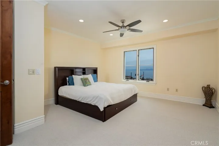 Every bedroom has ocean view.
