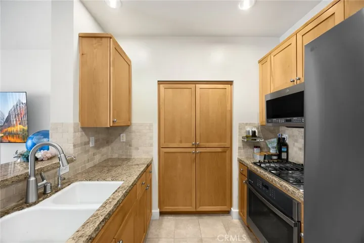 2367 Jefferson 312, Torrance, California 90501