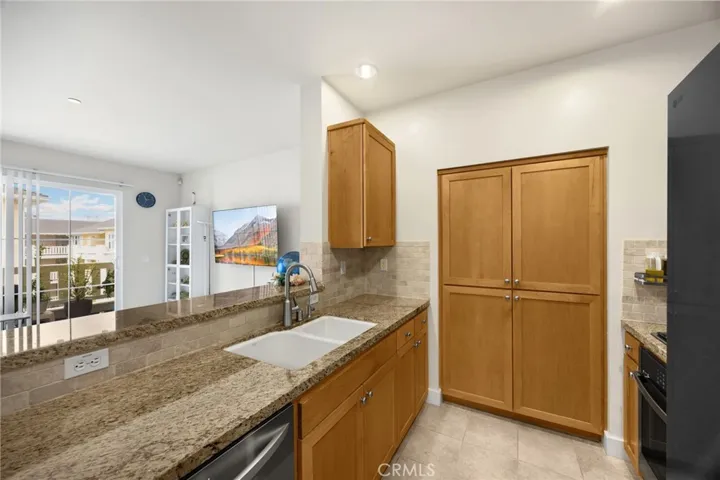 2367 Jefferson 312, Torrance, California 90501