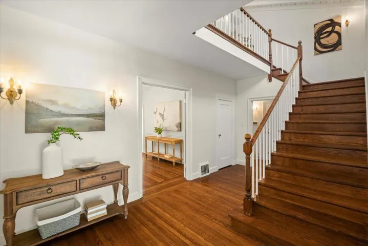 1408 Edgewood Drive, Palo Alto, California 94301