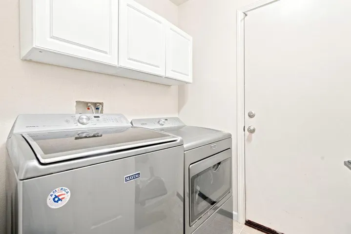 1571 Mimosa Street, Hollister, California 95023