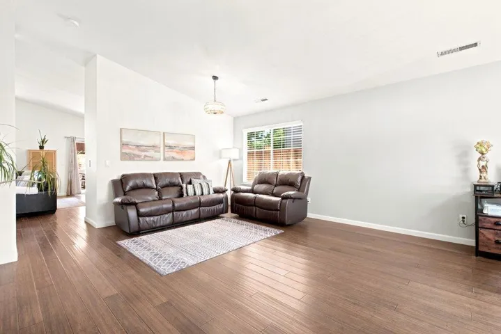1571 Mimosa Street, Hollister, California 95023
