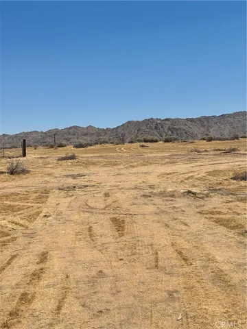 0 Nanticoke Road, Apple Valley, California 92307