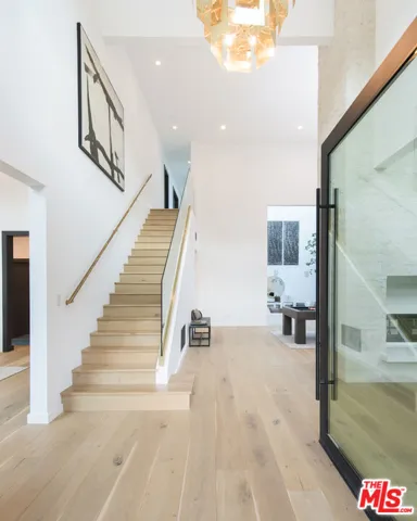1378 N Doheny Drive, Los Angeles, California 90069