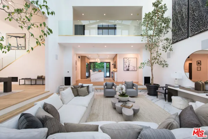 1378 N Doheny Drive, Los Angeles, California 90069