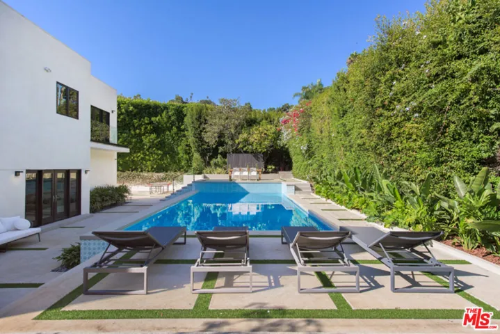 1378 N Doheny Drive, Los Angeles, California 90069