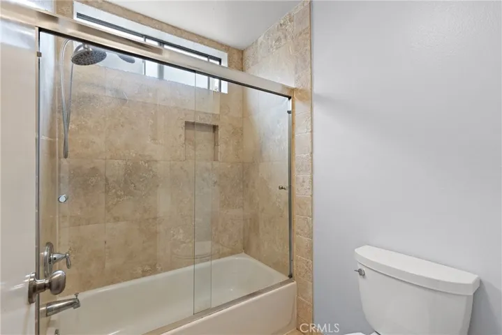 4536 Colbath Avenue 101, Sherman Oaks, California 91423