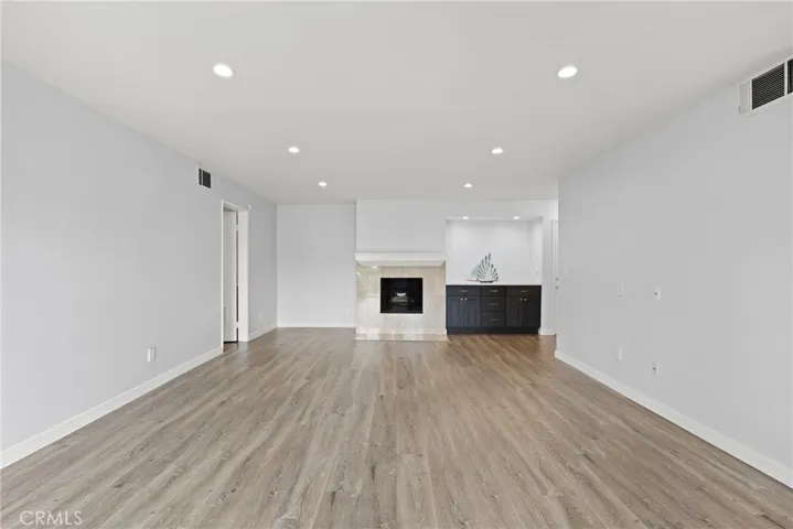 4536 Colbath Avenue 101, Sherman Oaks, California 91423