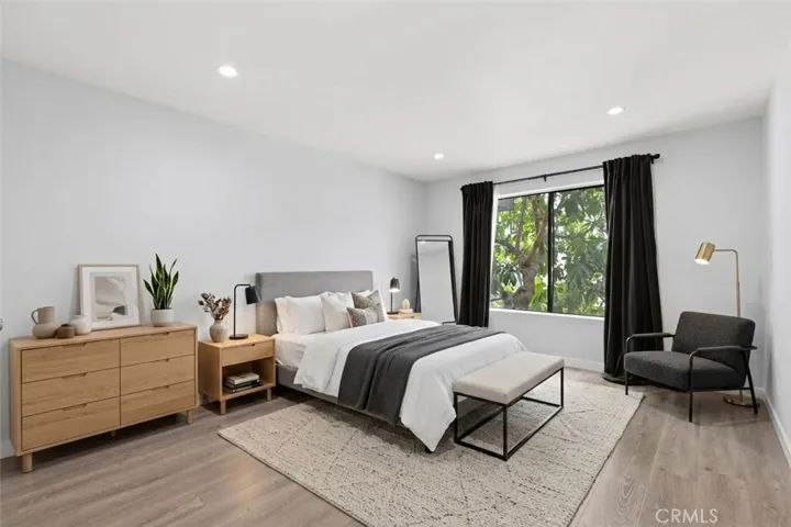 4536 Colbath Avenue 101, Sherman Oaks, California 91423