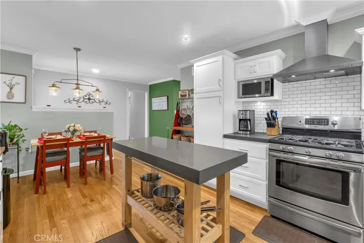 2415 E Oakmont, Orange, California 92867