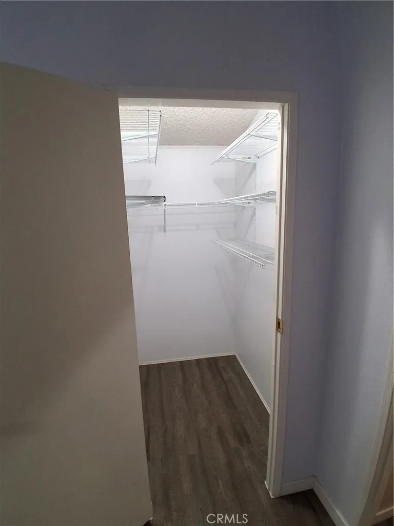 Walk in closet