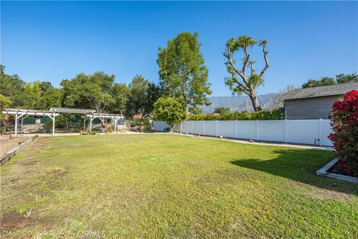 543 Ranch Lane, Glendora, California 91741