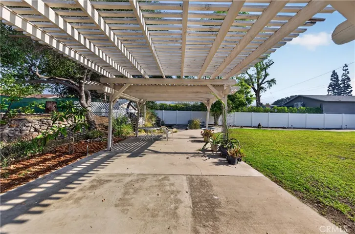 543 Ranch Lane, Glendora, California 91741