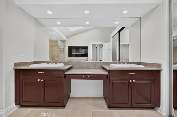446 E Bougainvillea Lane, Glendora, California 91741