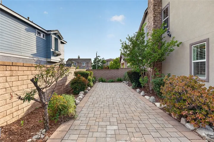 6043 Blossom Place, Rancho Cucamonga, California 91739