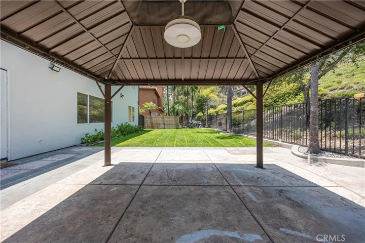 17 Turning Leaf Way, Azusa, California 91702