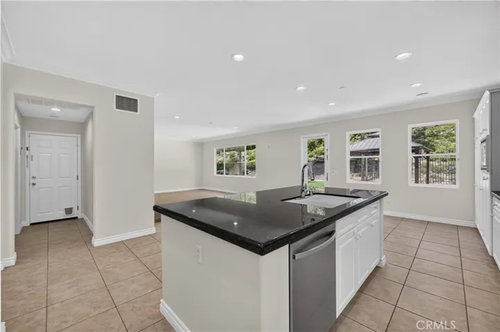 17 Turning Leaf Way, Azusa, California 91702