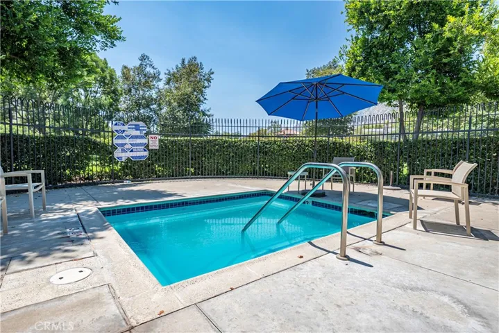 17 Turning Leaf Way, Azusa, California 91702
