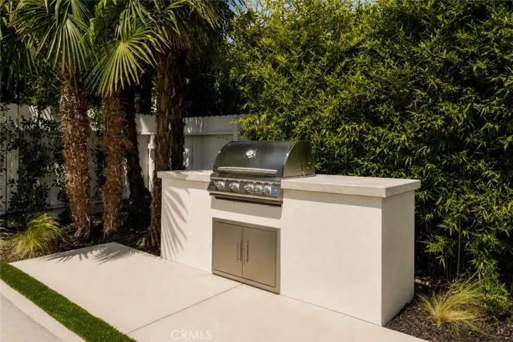 13943 Margate, Sherman Oaks, California 91401