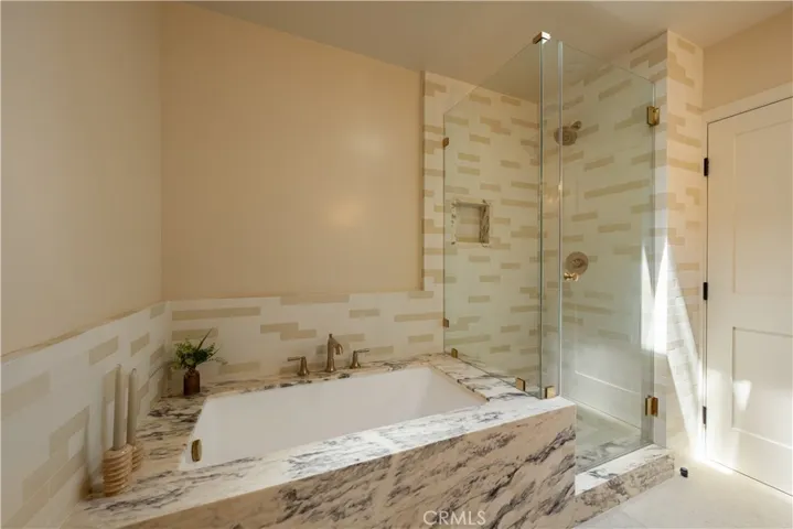 13943 Margate, Sherman Oaks, California 91401