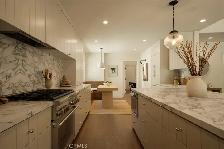 13943 Margate, Sherman Oaks, California 91401