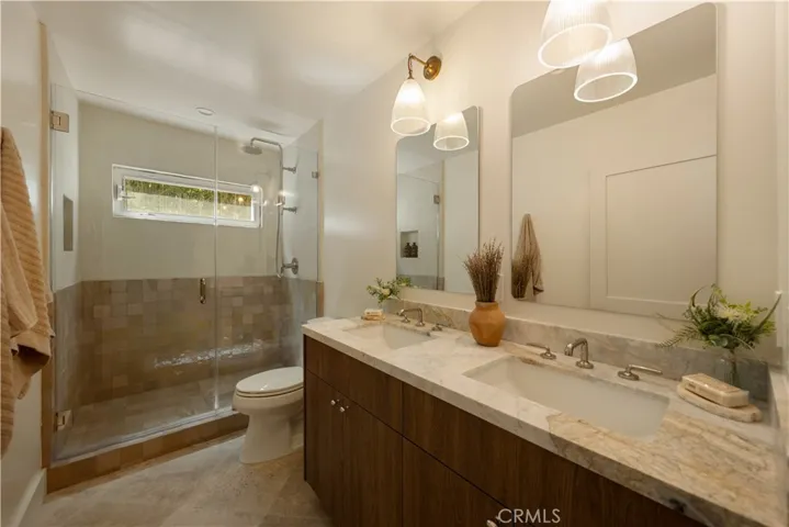 13943 Margate, Sherman Oaks, California 91401