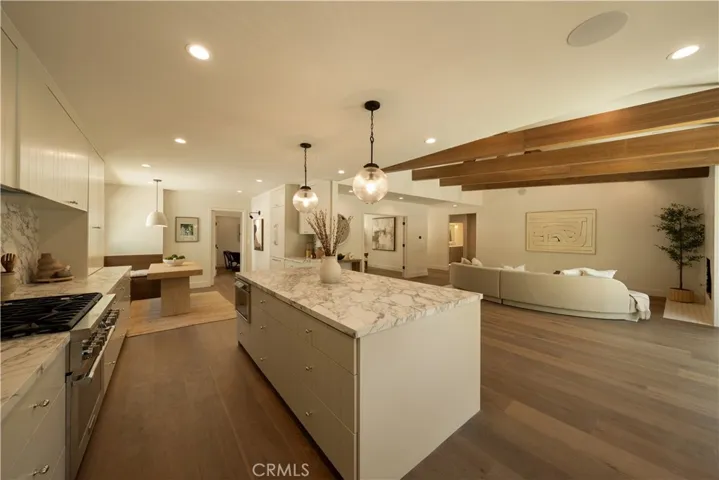 13943 Margate, Sherman Oaks, California 91401