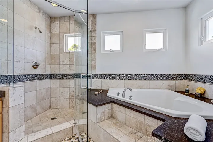 1904 Harkness, Manhattan Beach, California 90266