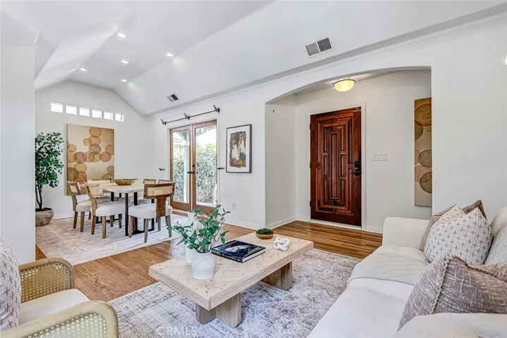1904 Harkness, Manhattan Beach, California 90266