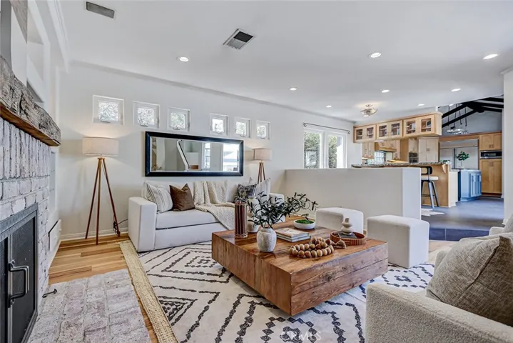 1904 Harkness, Manhattan Beach, California 90266