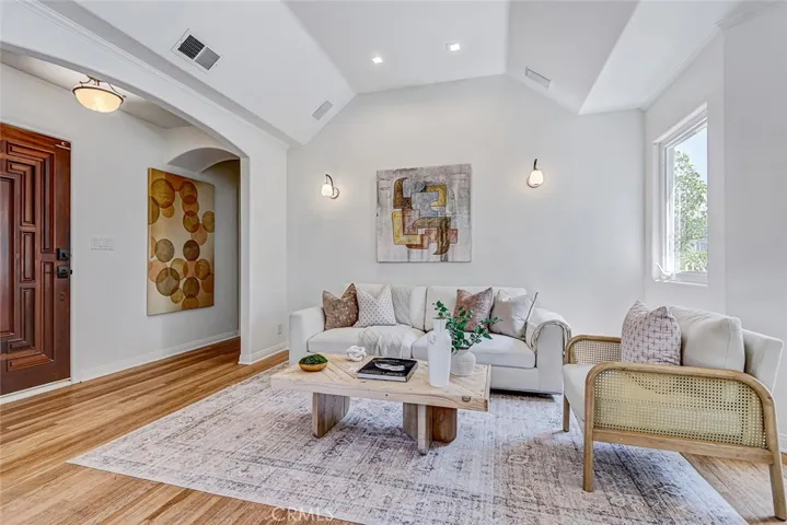 1904 Harkness, Manhattan Beach, California 90266