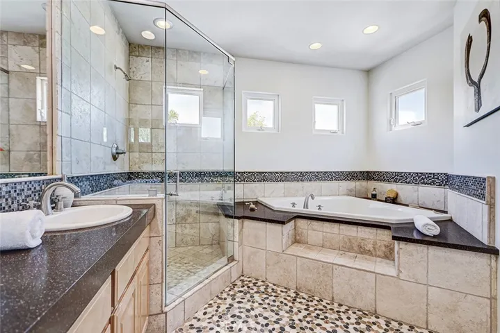 1904 Harkness, Manhattan Beach, California 90266