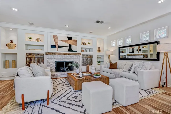 1904 Harkness, Manhattan Beach, California 90266