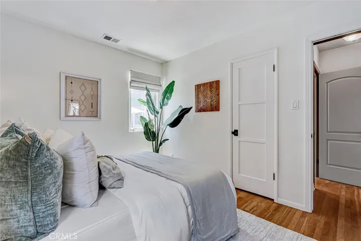 1904 Harkness, Manhattan Beach, California 90266