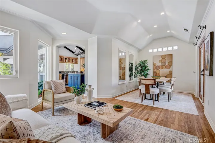 1904 Harkness, Manhattan Beach, California 90266